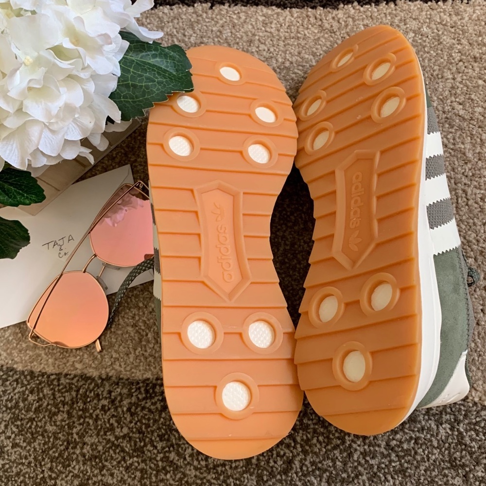 ✅SOLD! ADIDAS (ORIGINALS): 3-Stripe Green Kicks - Picture 5 of 8